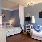 Aparthotel La Pera Bugiarda 4*