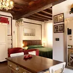 Lejlighedshotel La Pera Bugiarda
