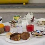La Pera Bugiarda Aparthotel