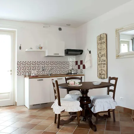 شقة فندقية La Pera Bugiarda