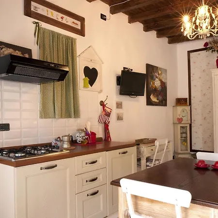 شقة فندقية La Pera Bugiarda فيناريا ريالي