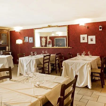 شقة فندقية La Pera Bugiarda 4*