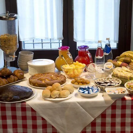 La Pera Bugiarda فيناريا ريالي