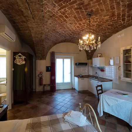 Apart Otel La Pera Bugiarda 4*