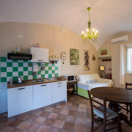 La Pera Bugiarda Aparthotel Venaria Reale