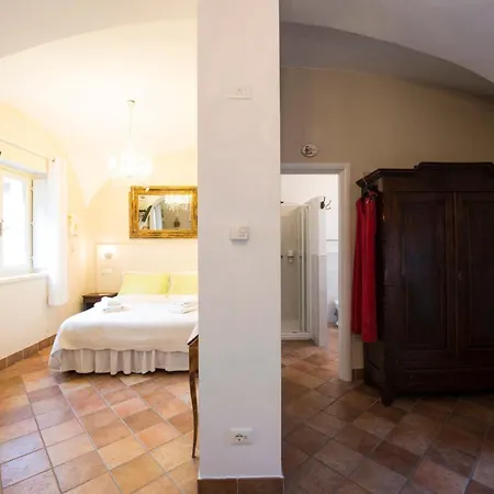 La Pera Bugiarda Apart Otel