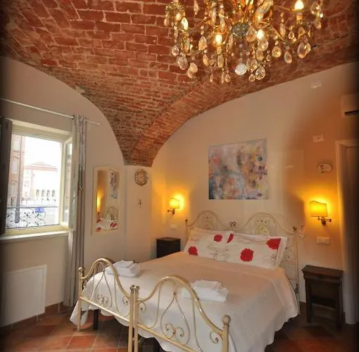 La Pera Bugiarda 4* Venaria Reale